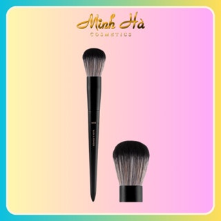 Cọ má hồng và phủ Vacosi đầu tròn M03 3g mang lại lại lớp phủ mỏng mịn tự nhiên và tươi tắn