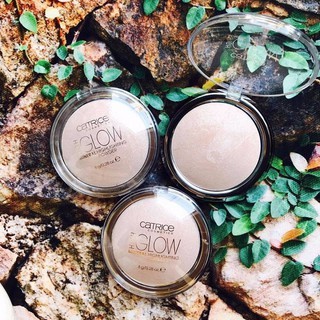 Phấn bắt sáng Catrice High Glow Mineral Highlighting Powder 8g hạt phấn mịn, che phủ tốt