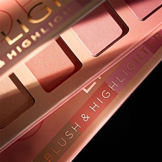 Phấn má và bắt sáng 6 ô Catrice Coral Lights Blush & Highlighter Palette 15g lên màu chuẩn dễ tán