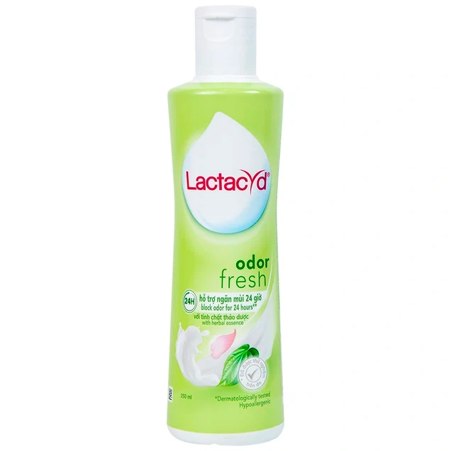 Dung dịch vệ sinh phụ nữ Lactacyd 250/500ml dịu nhẹ kể cả với da nhạy cảm