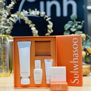 Kem chống nắng Sulwhasoo UV Dailly Tone Up/Essential Sunscreen Multi-Protection SPF50+ PA++++ 10ml bảo vệ da hiệu quả