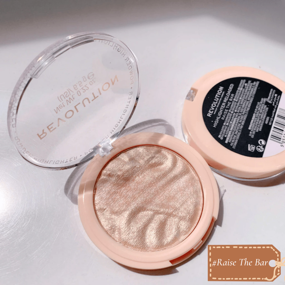 Phấn bắt sáng Revolution Highlighter Reloaded 10g chất phấn mịn lì dễ tán