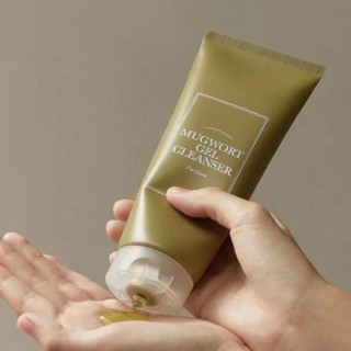 Sữa rửa mặt I'm From Mugwort Gel Cleanser 30/150ml sạch sâu dịu nhẹ