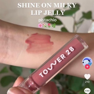 Minisize son bóng dưỡng môi Tower 28 Beauty ShineOn Milky Lip Jelly #Pistachio 1.36ml dưỡng ẩm tự nhiên và tươi tắn