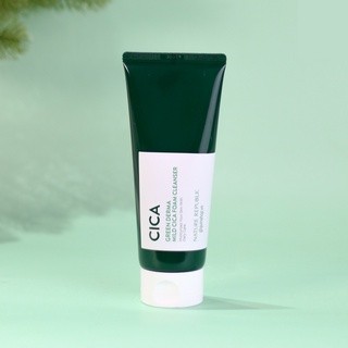 Sữa rửa mặt Nature Republic Green Derma Mild Cica Foam Cleanser 150ml giúp làm sạch và cấp ẩm cho da
