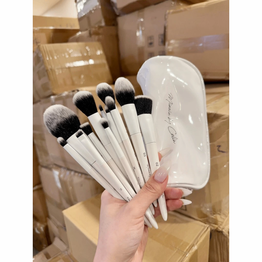 Bộ cọ Celin Missie 12 cây kèm túi chất lông mềm mại đa năng