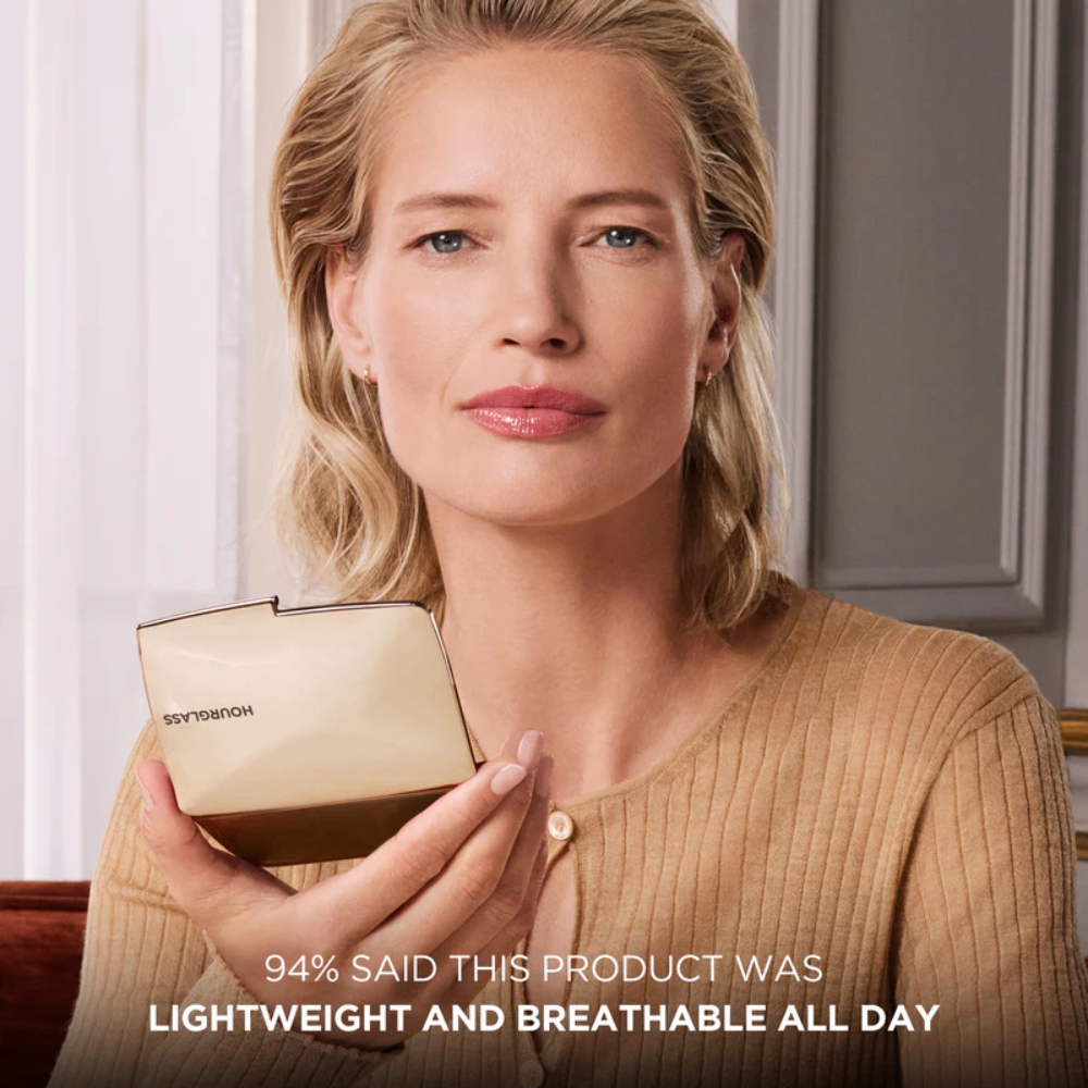 Phấn phủ nén Hourglass Vanish Airbrush Pressed Powder 9g mỏng nhẹ kiềm dầu tốt