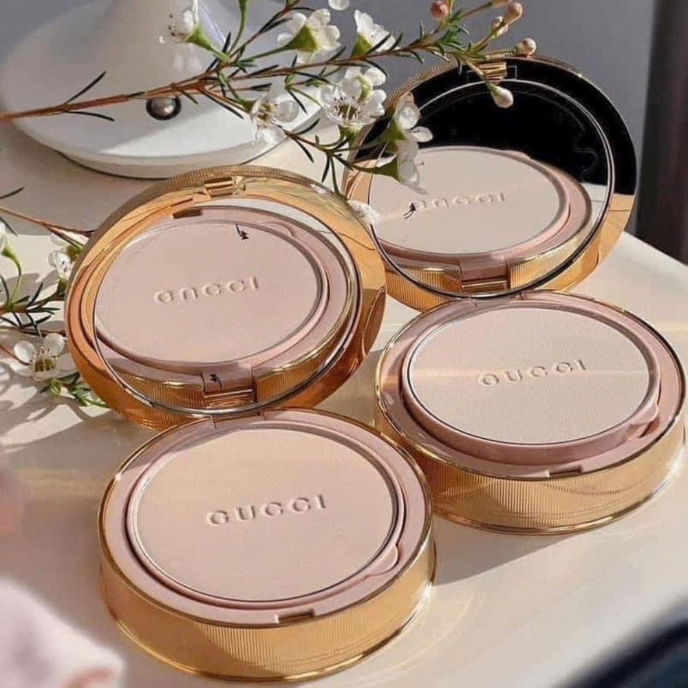 Phấn phủ Gucci Poudre De Beaute Mat Naturel 10g mịn lì kiềm dầu hiệu quả