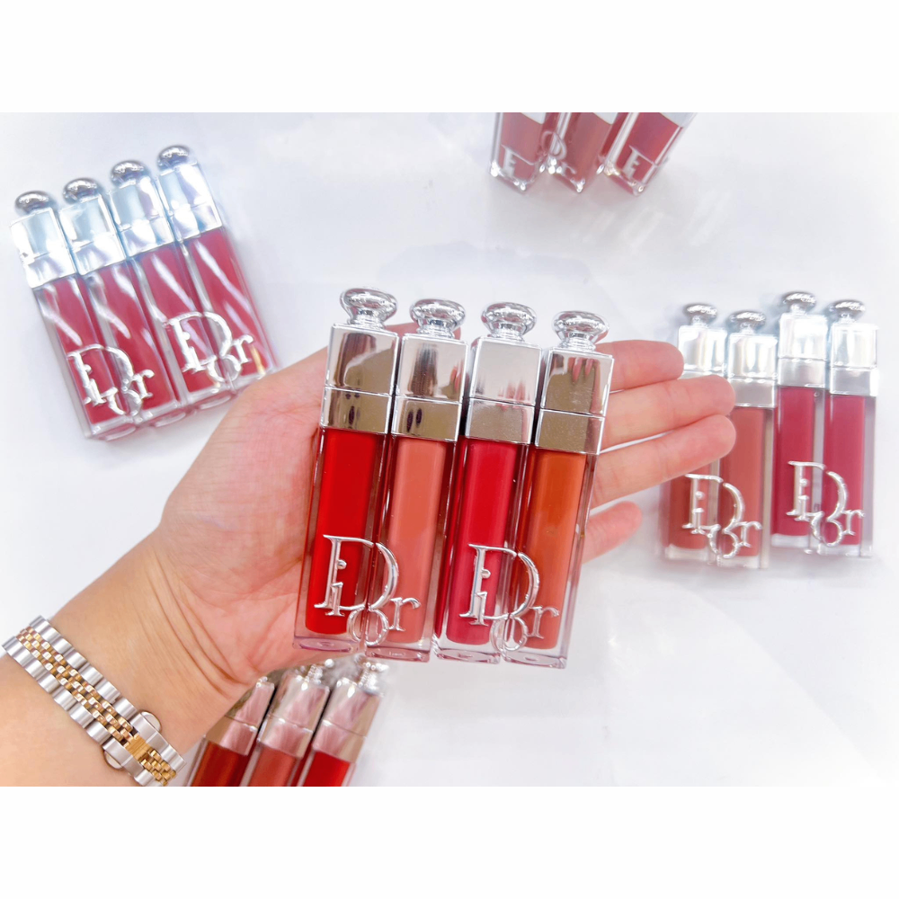 Son dưỡng môi Dior Addict Lip Maximizer 6ml độ bóng nhẹ sang trọng và khả năng dưỡng ẩm suốt 24h