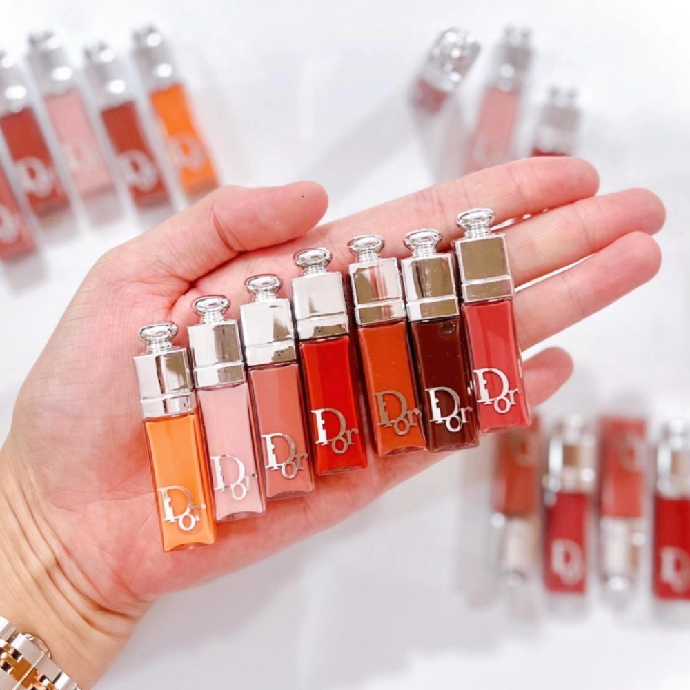 Son dưỡng môi Dior Addict Lip Maximizer minisize 2ml độ bóng nhẹ sang trọng và khả năng dưỡng ẩm suốt 24h