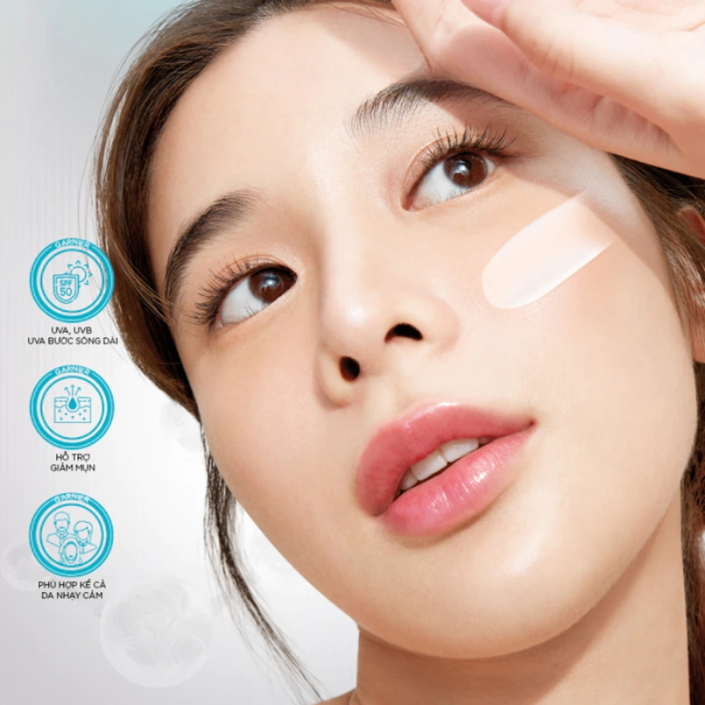 Kem Chống Nắng Garnier Super UV Anti - Acne Serum Sunscreen SPF 50+PA++++