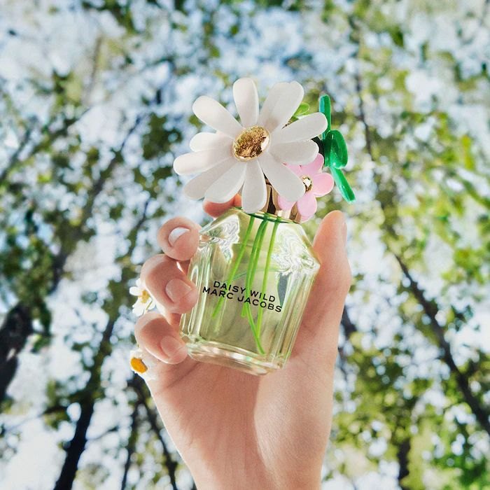 Chiết 10ml nước hoa Marc Jacobs Daisy Wild EDP 100ml hương hoa cỏ tươi trẻ