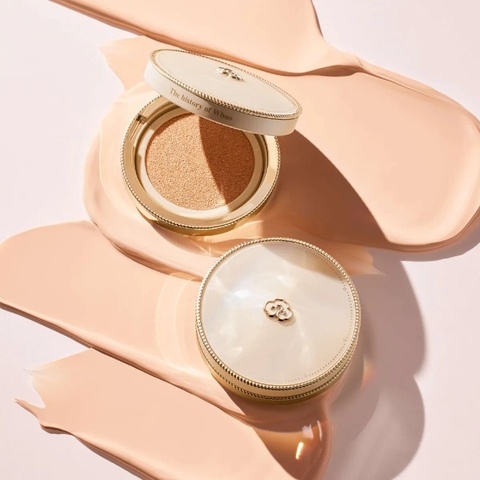 Set phấn nước The History of Whoo Luxury Golden Cushion Glow Special Set (1 hộp + 2 lõi)