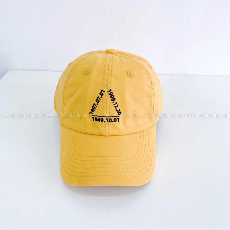 Mũ cap day month year - Vàng - Free size