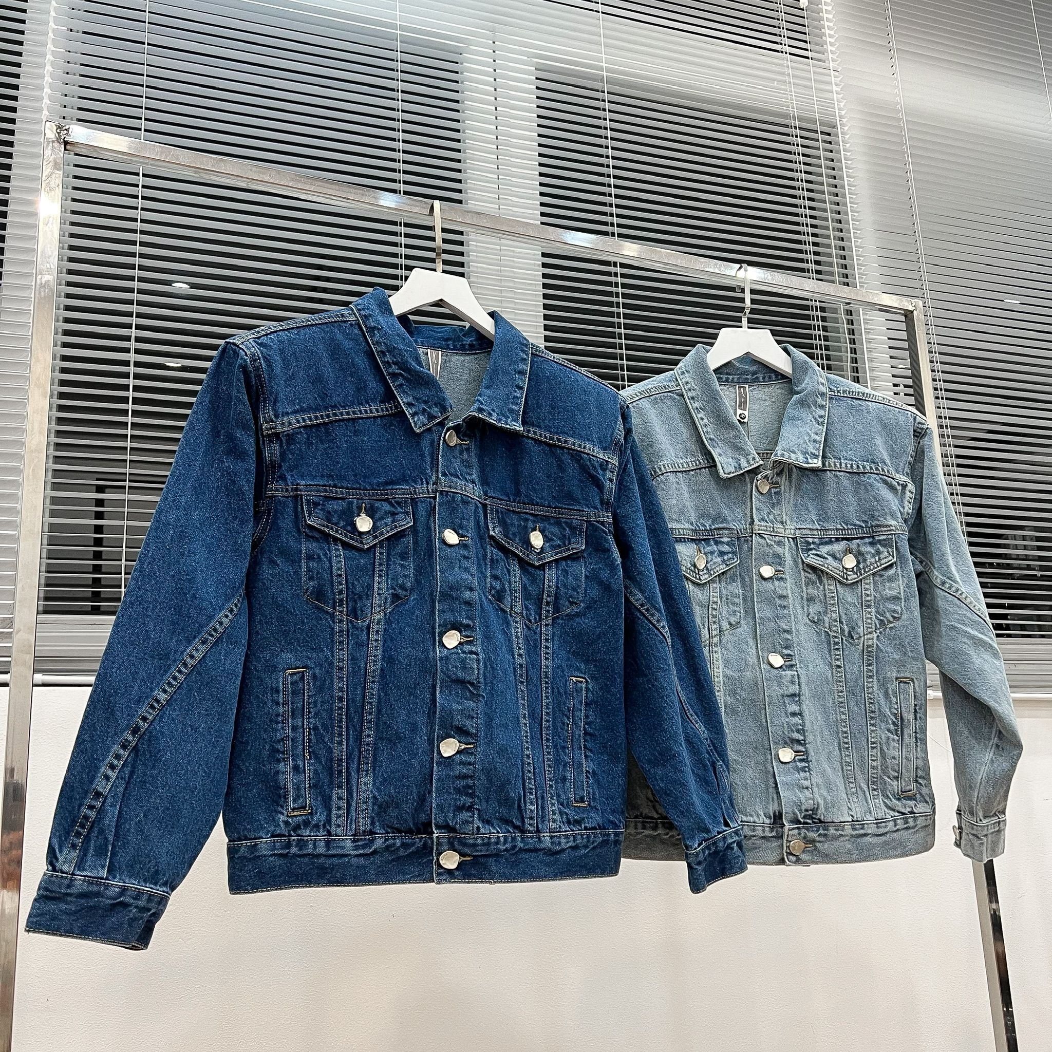 Áo khoác jeans độn vai cao cấp - Xanh - XL