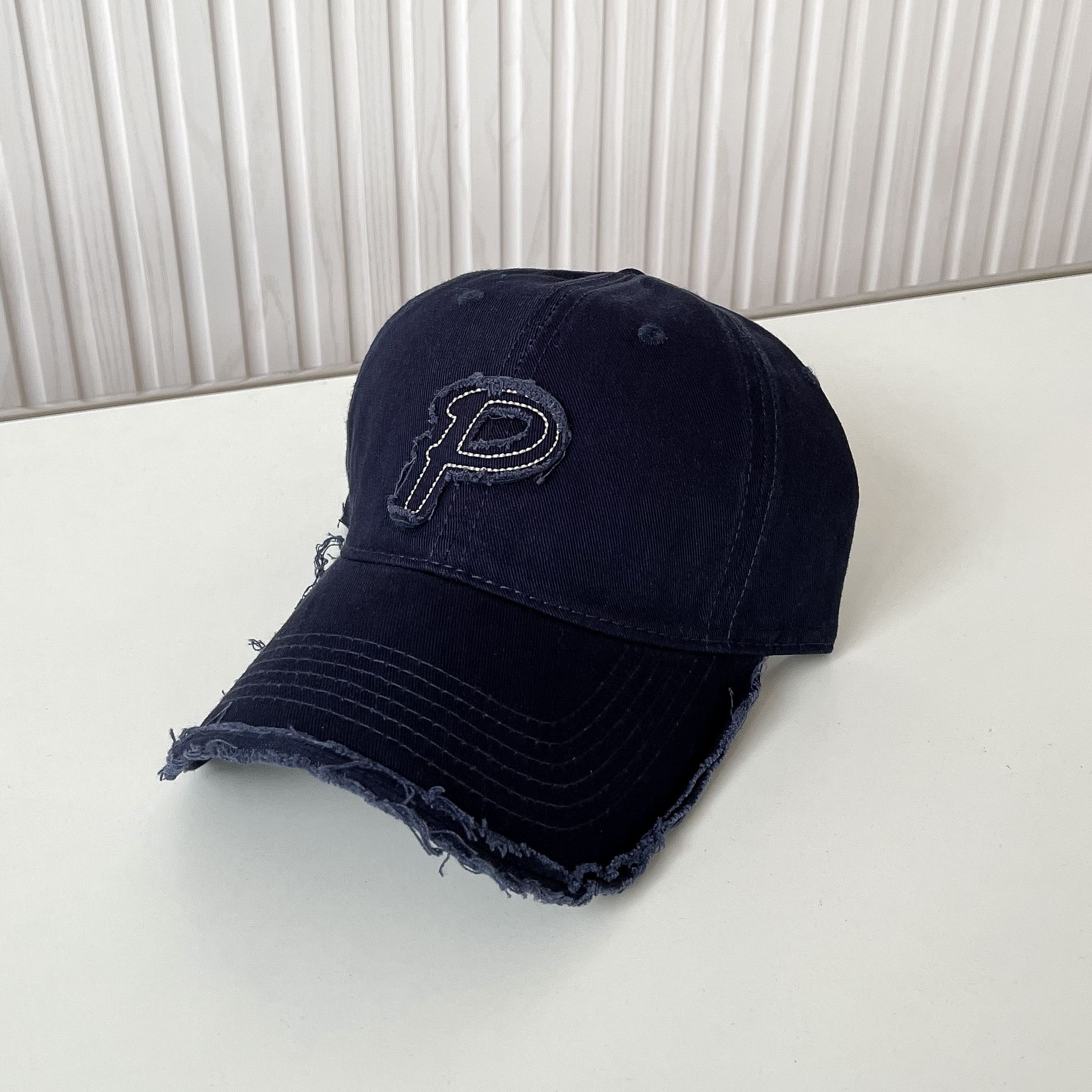 Mũ cap P rách cao cấp - Navy - Free size