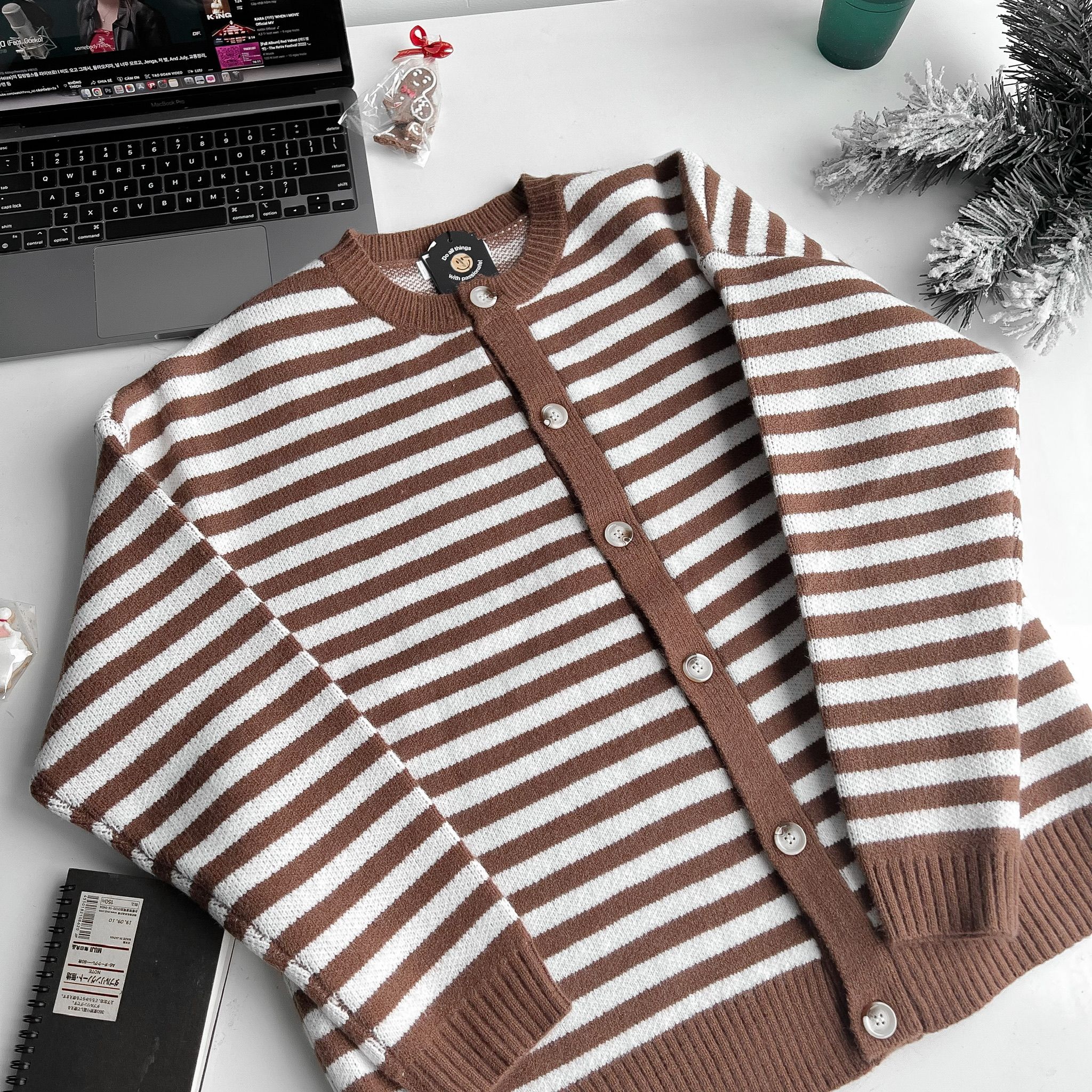 Áo khoác len unisex kẻ ngang cao cấp - Nâu - M