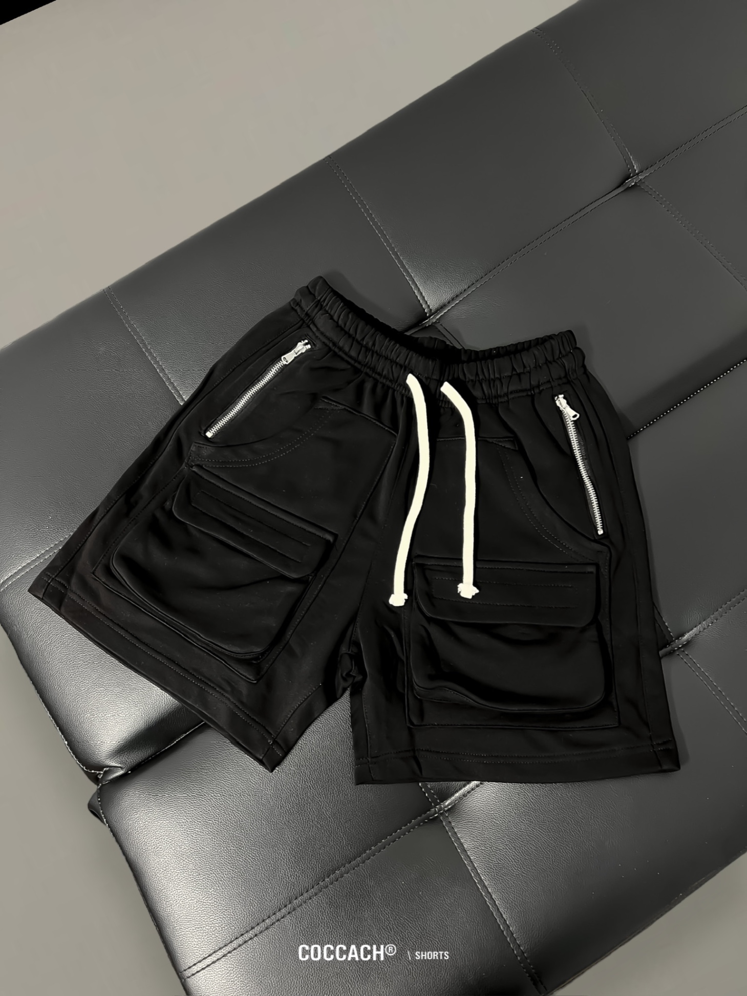 Quần shorts túi hộp cao cấp - Đen - M