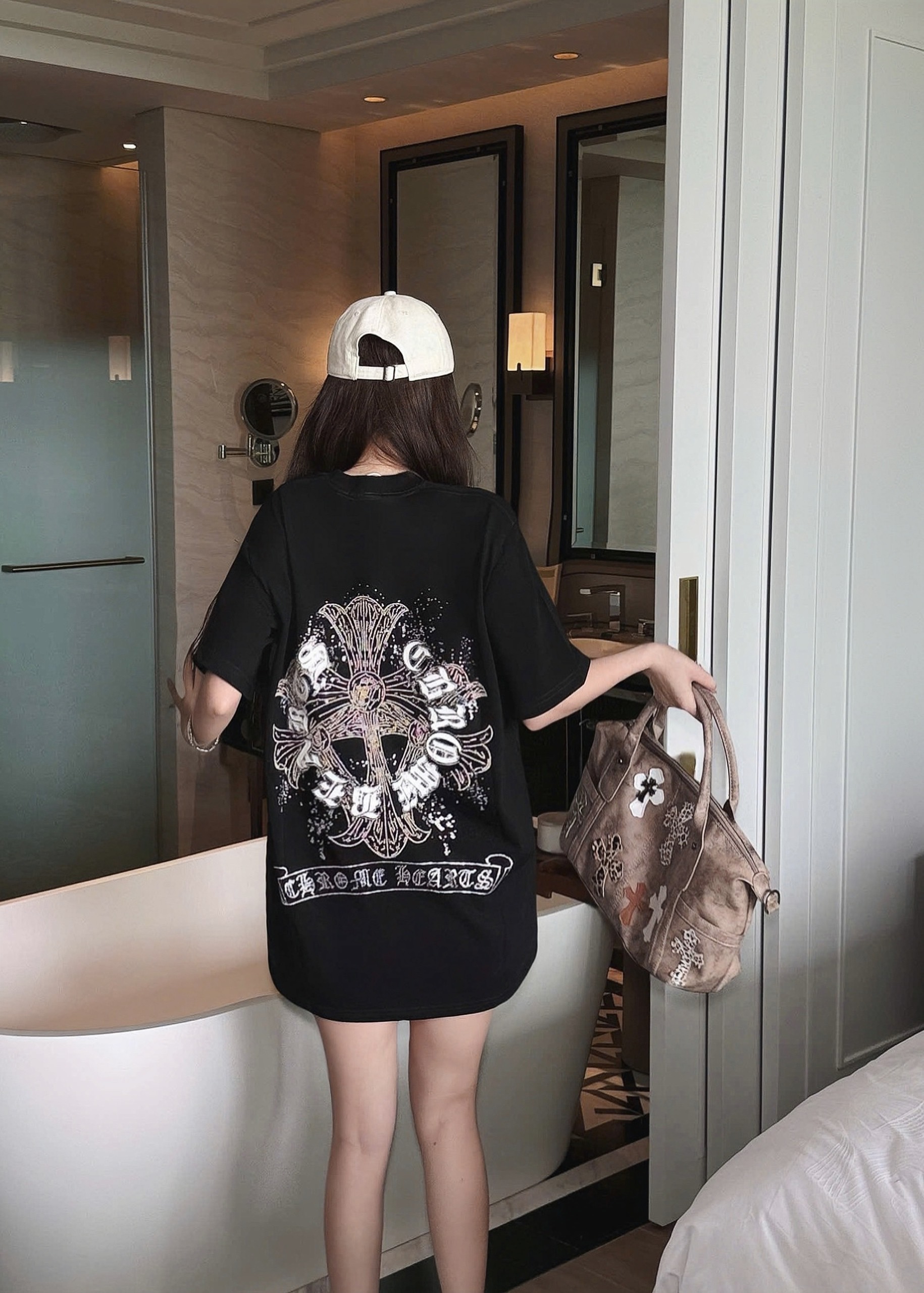 Áo phông CH unisex cao cấp TSS-18998 - Đen - Free size