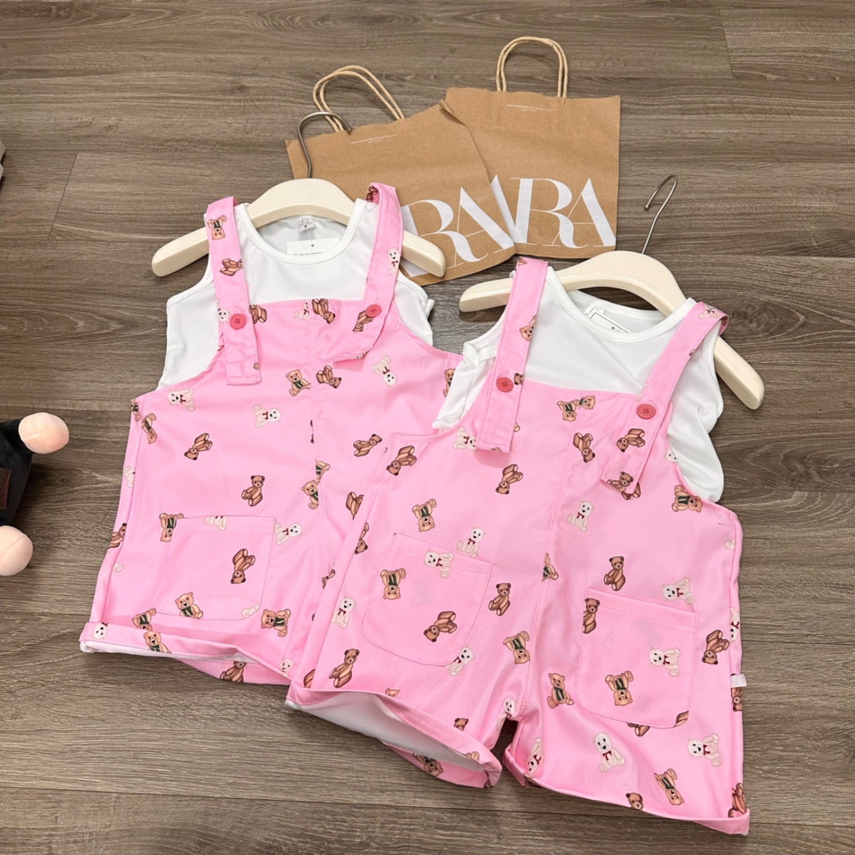 Sét yếm gấu hồng kèm áo tăm S3 12-14kg S4. 14-16kg S6 16-18kg Seo 59k/set
