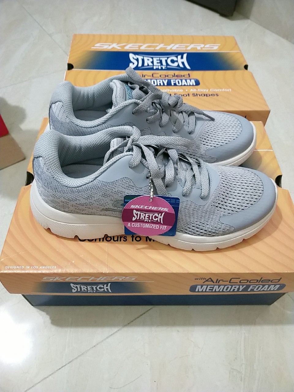 Giày Skechers Nữ Air-Cooled Memory Foam Màu Xám Trắng