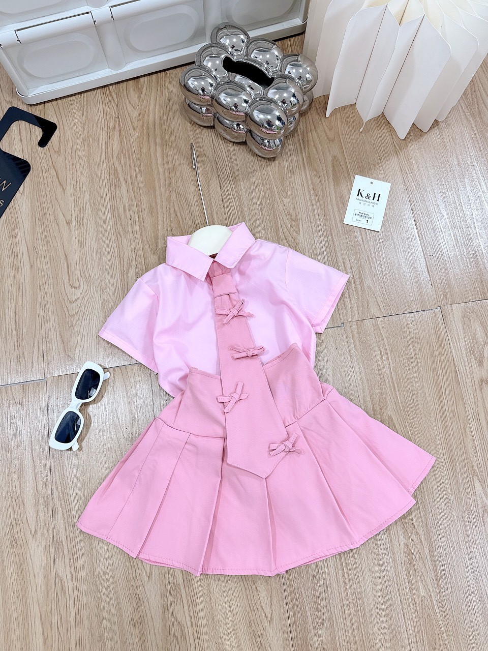 SÉT 3 CHI TIẾT CÀ VẠT ĐÍNH NƠ BÉ GÁI