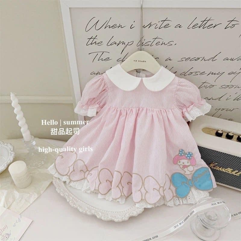 VÁY SỌC HỒNG CỔ TRẮNG TRÒN XK CHO BÉ