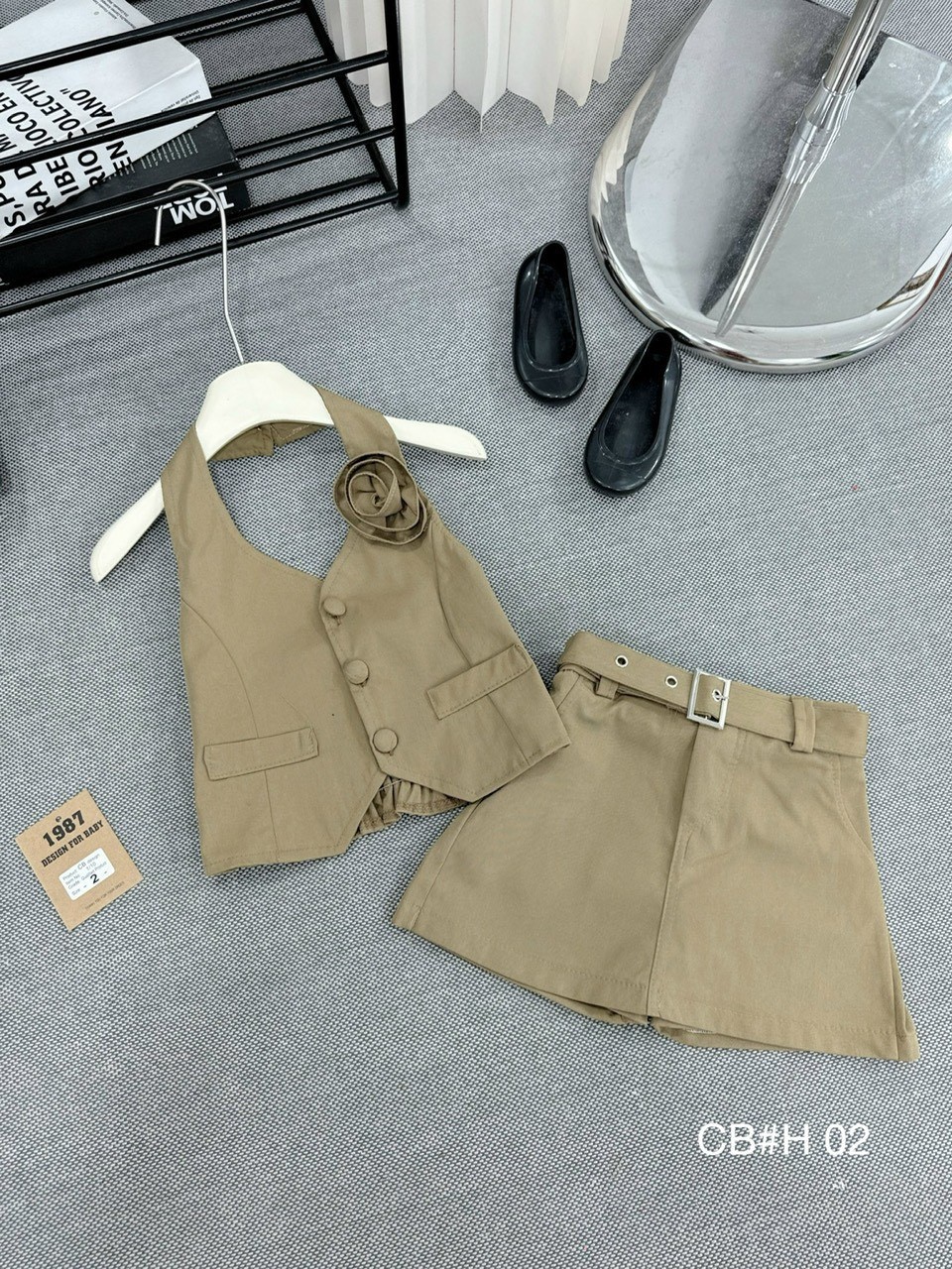 SÉT BỘ ÁO CỔ YẾM CHUN SAU CV CÓ LÓT CB BÉ GÁI