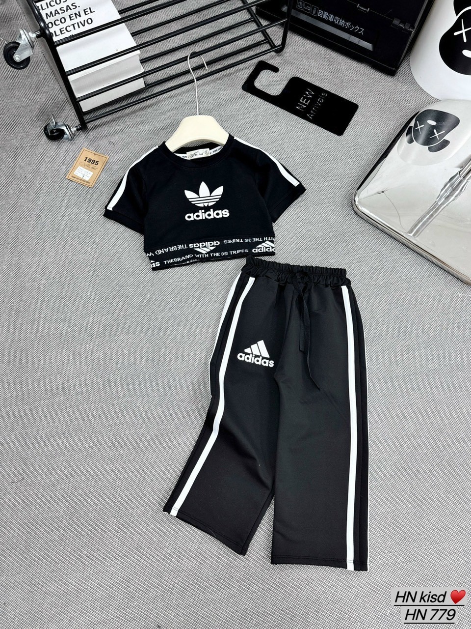 SÉT BỘ ÁO A.DA CROPTOP QUẦN XUÔNG BÉ GÁI