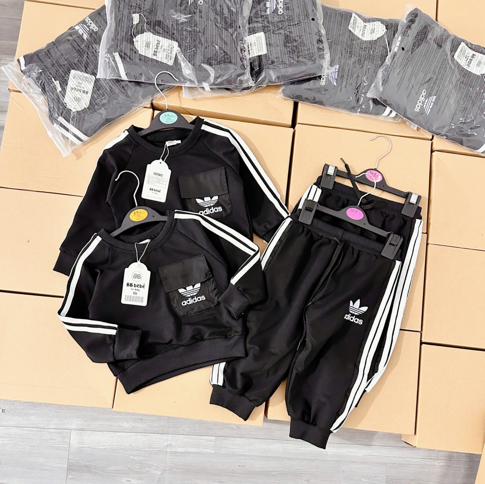 Sét Adidas phối túi vải gió vnxk size 90-150