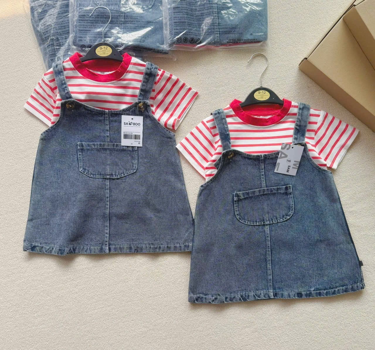 SET ÁO COTTON KẺ ĐỎ KÈM YẾM JEANS