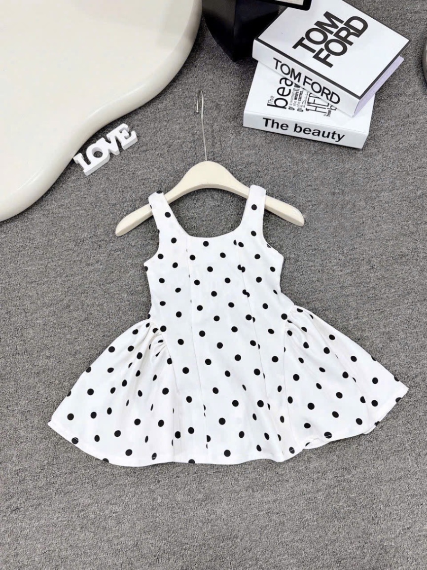 Xả: Váy chấm bi 2 dây S5 17-18kg seo #69k còn 2 váy