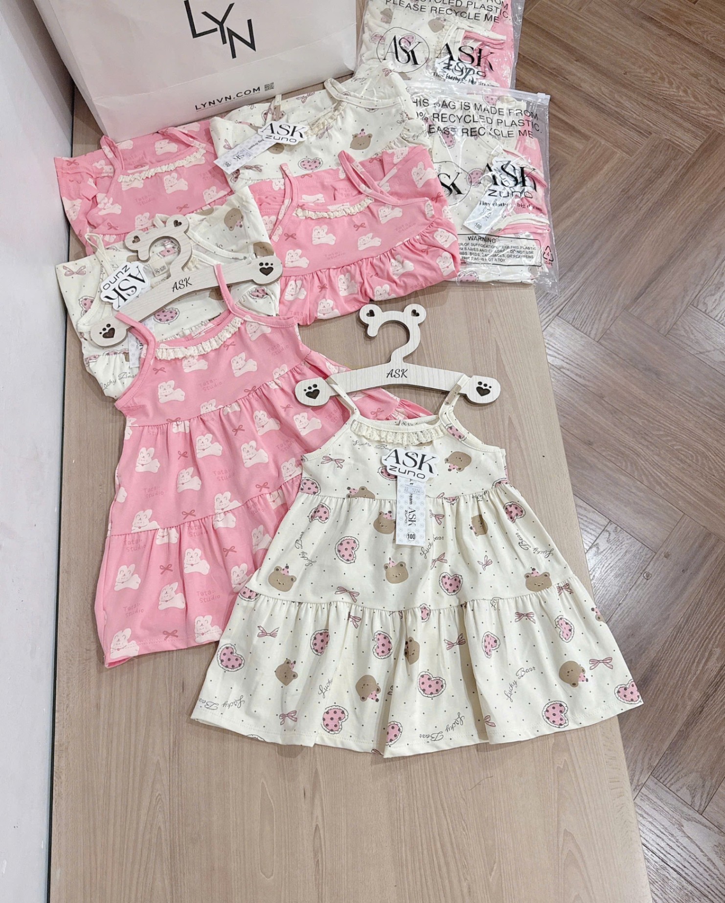 Seo VNXK: Sét 2 váy 2 dây cotton S140,S150
