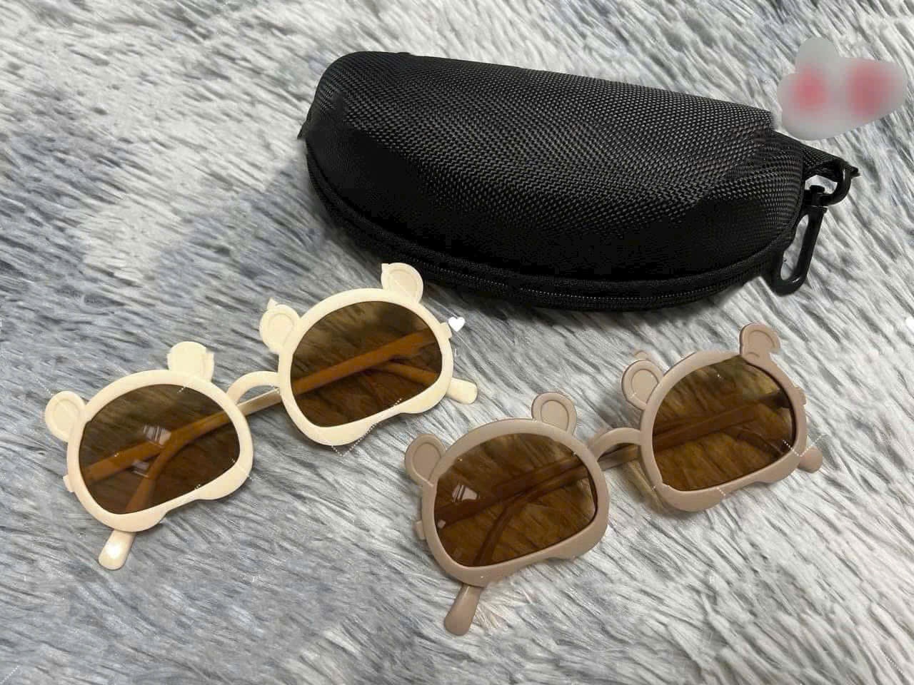 Sét 2 kính gấu + hộp