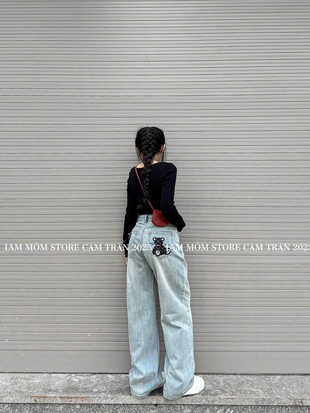Quần jean thêu gấu #119k/ quần Em còn 2s-2L
