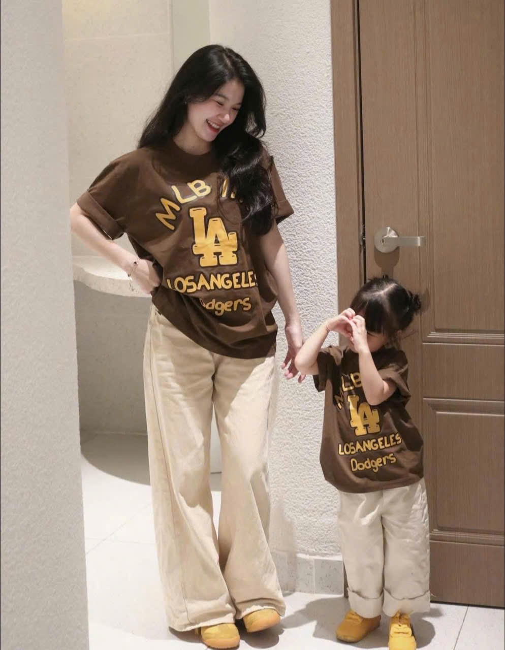 Seo VNXK: Áo cotton nâu MBL #60k/ áo Còn con 120-130-140