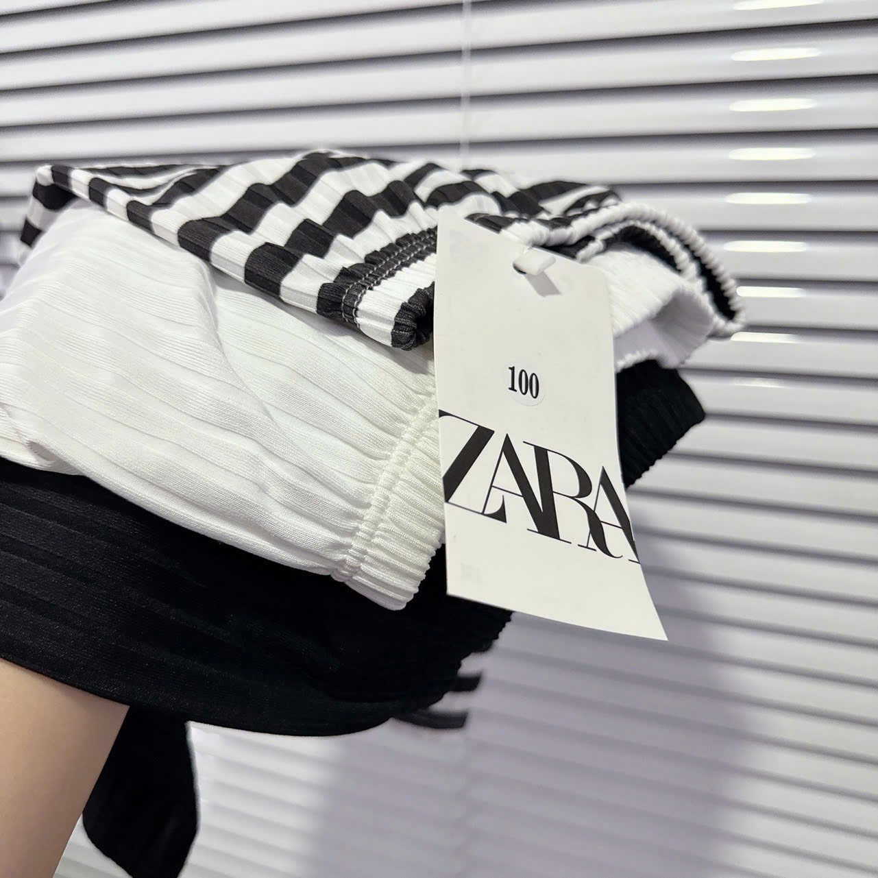 Seo VNXK: Sét 3 quần legging #69k/3c Còn 130-140-150