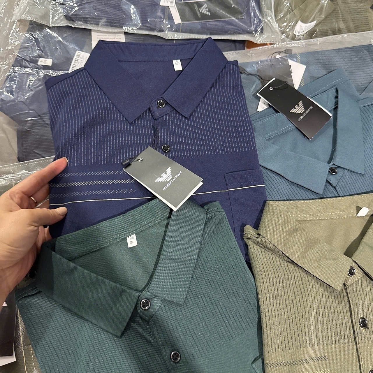 Áo phông nam Xanh than: 2L-2xxl Rêu:1M-1L #105k/c Bảng size tham khảo: 165/M : 50-58kg 170/L : 59-65kg 175/Xl : 65-75kg 180/2Xl : 75-85kg