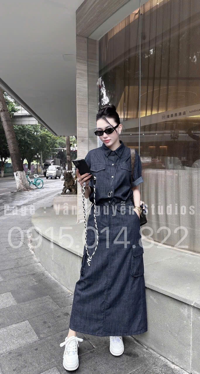 Áo sơ mi denim mix chân váy dài cạp chun