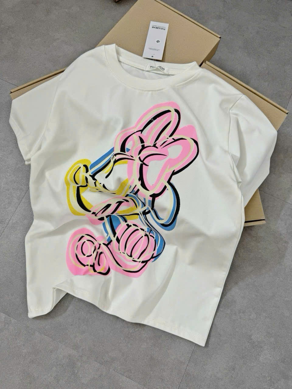 Áo phông cotton trắng in nơ hồng Còn 20c s m l sale #75k/c
