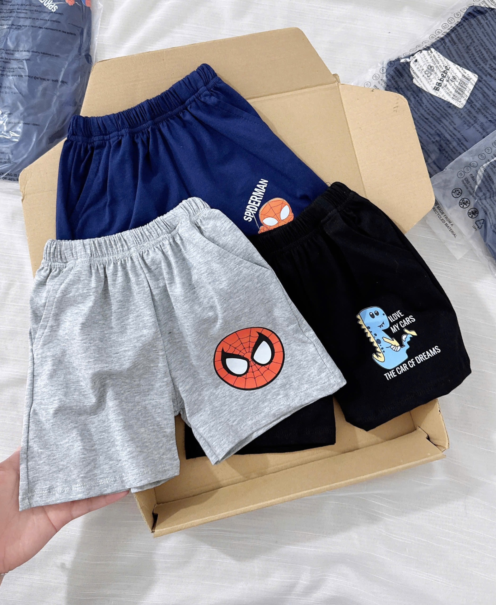 Seo VNXK: Sét 3 quần cotton siêu nhân nhện Còn sz 90-100