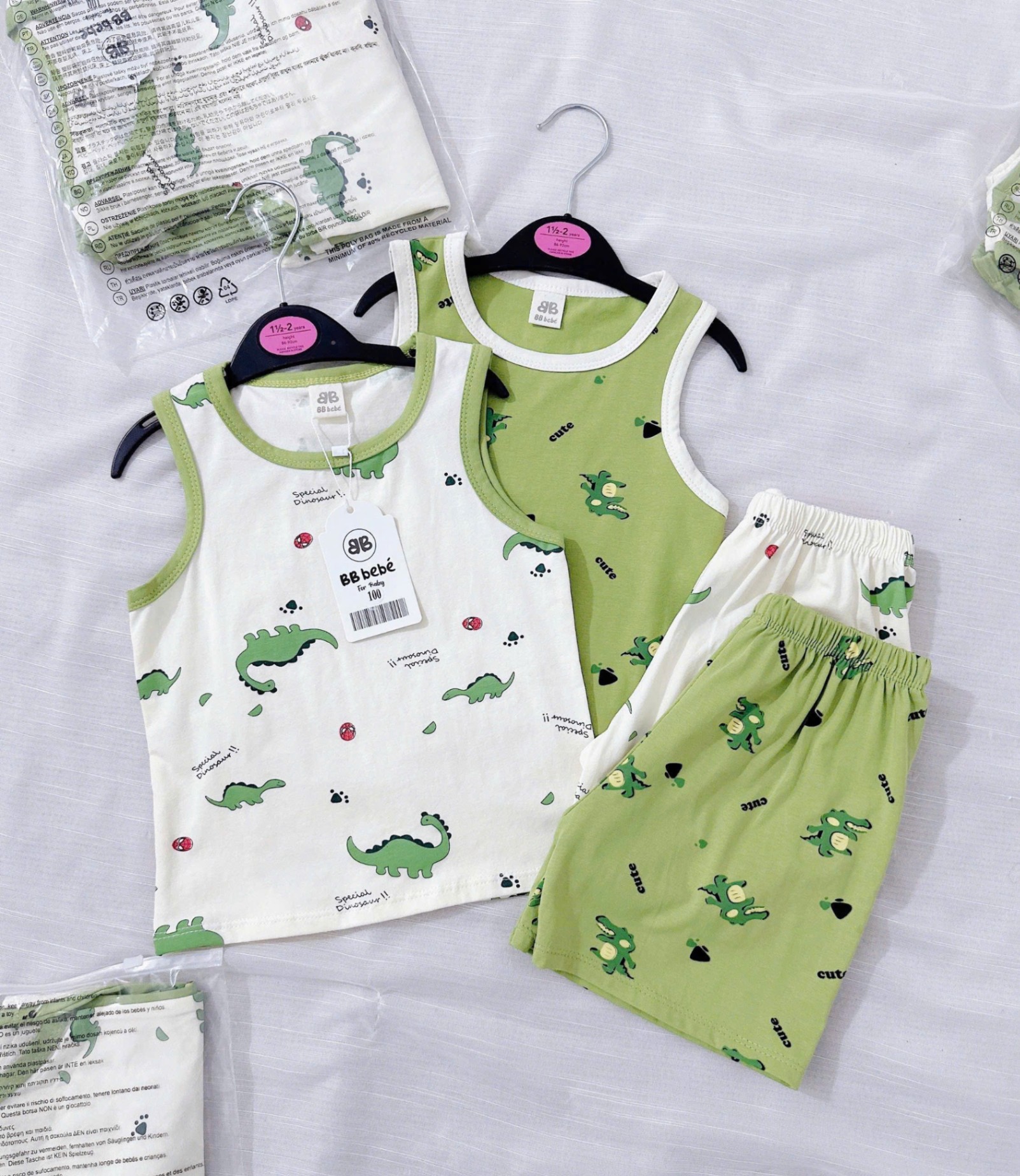 Seo VNXK: Set 2 bộ cotton khủng long sát nách Còn 110-120