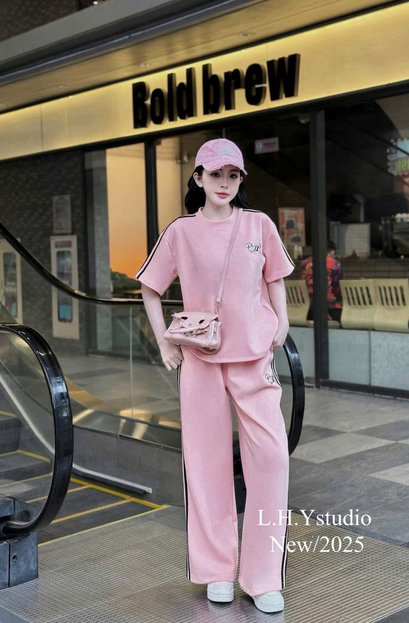 Seo: Bộ sọc viền nữ