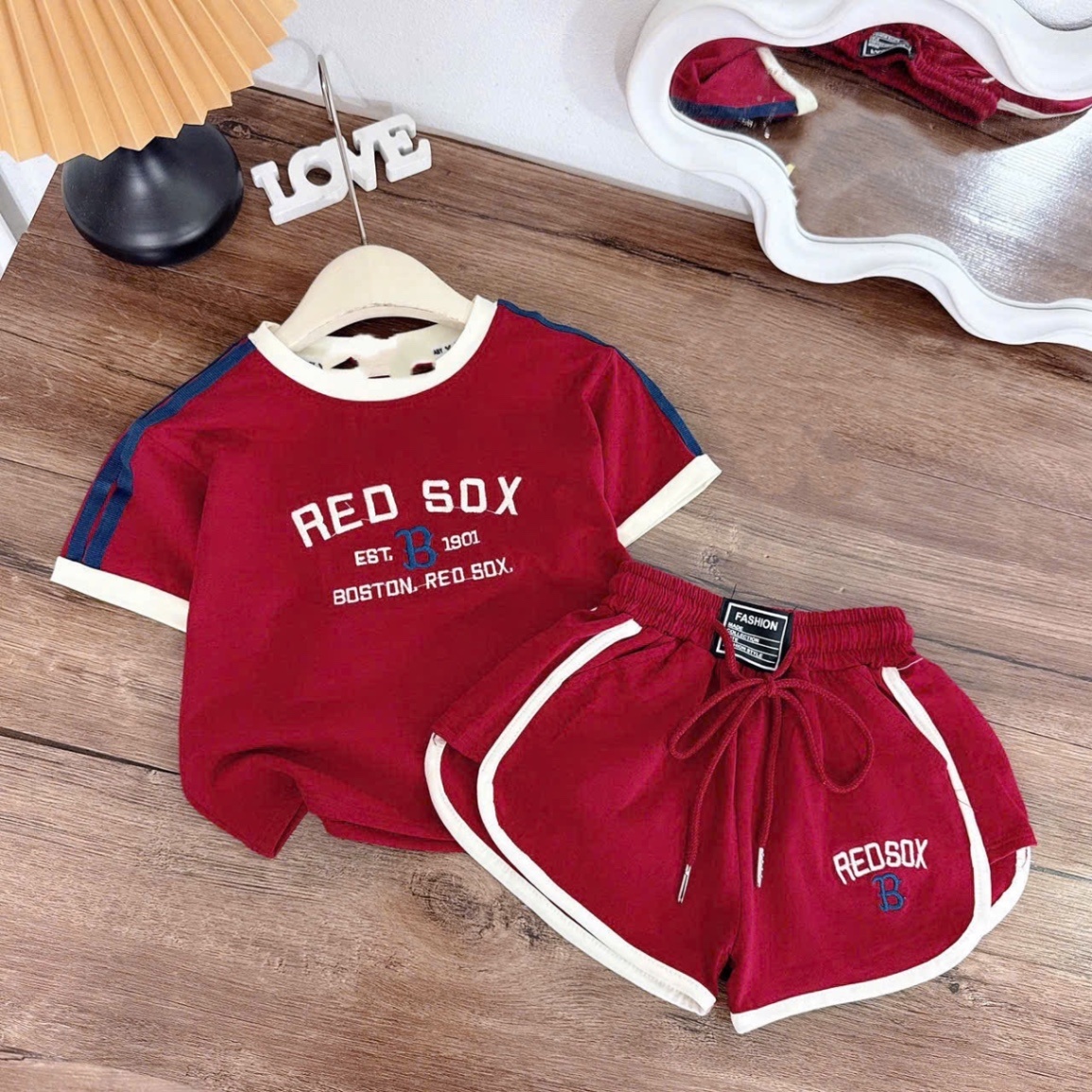 Sét bộ áo redsoxx quần sooc bé gái