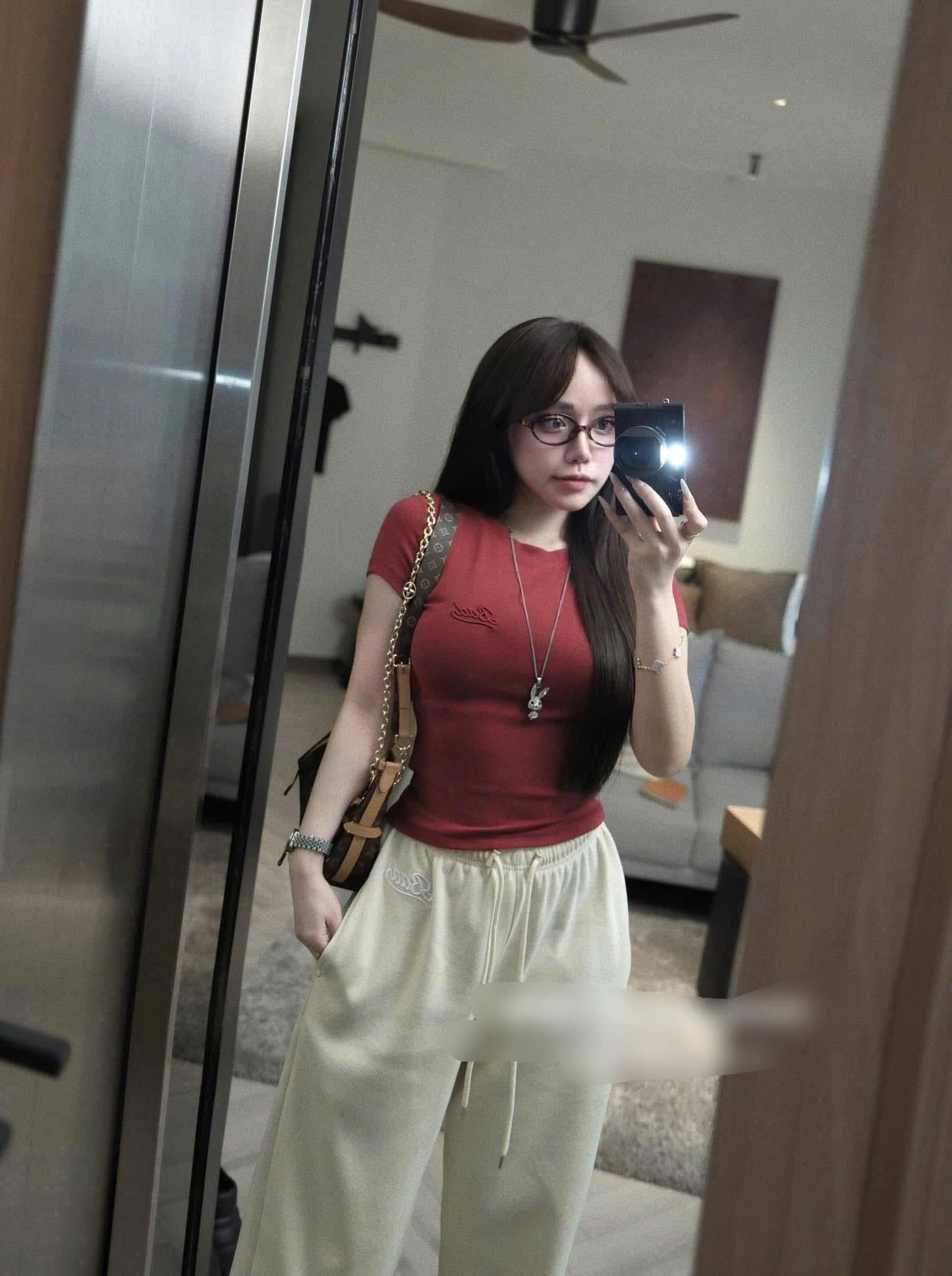 SEO: Áo cotton đỏ rượu,trắng thêu chữ