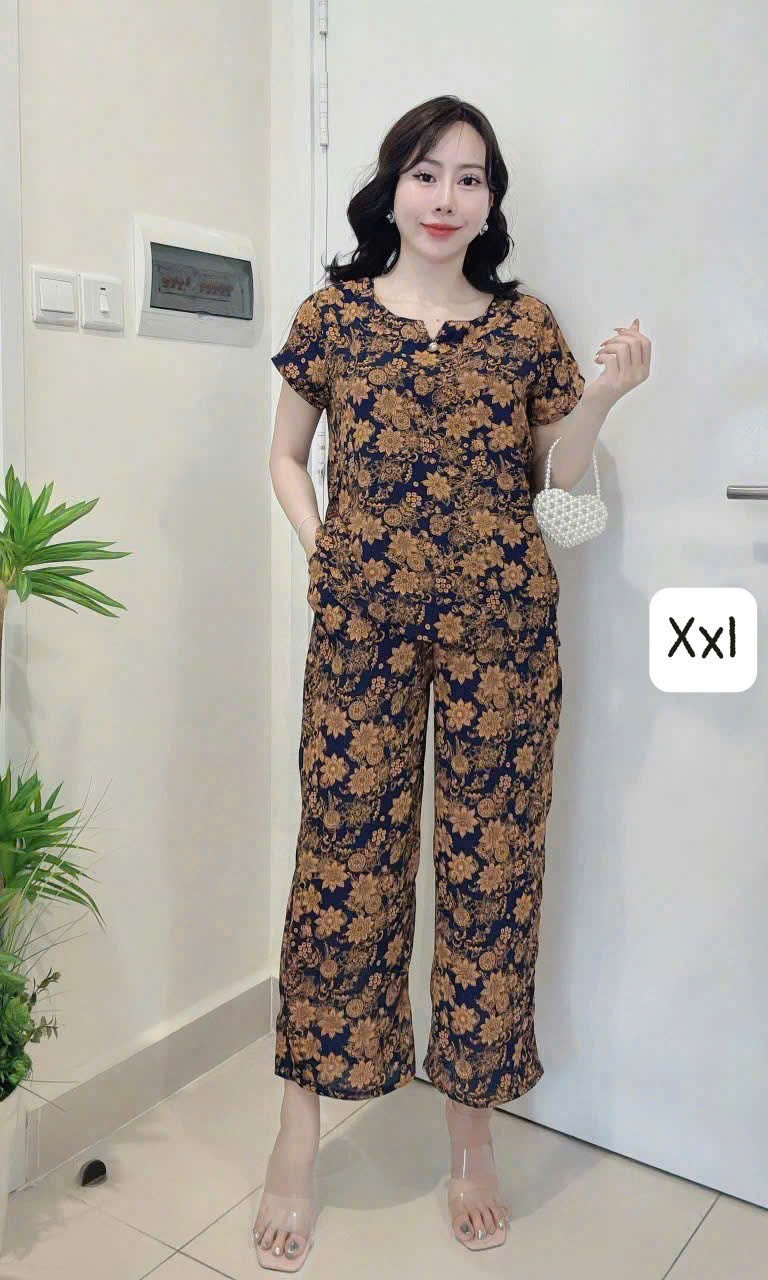 Còn 10 bộ lanh như ảnh xả #95k/b lanh quần dài Lanh lụa hàn châu ko phải lanh thường Size xl 40-51kg Size 2xl : 52-57kg Size 3xl: 57-65kg