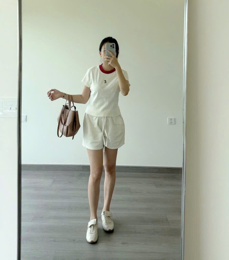 Quần jean trắng Hàng xuất dư Em còn Xl:1c Sale :135k