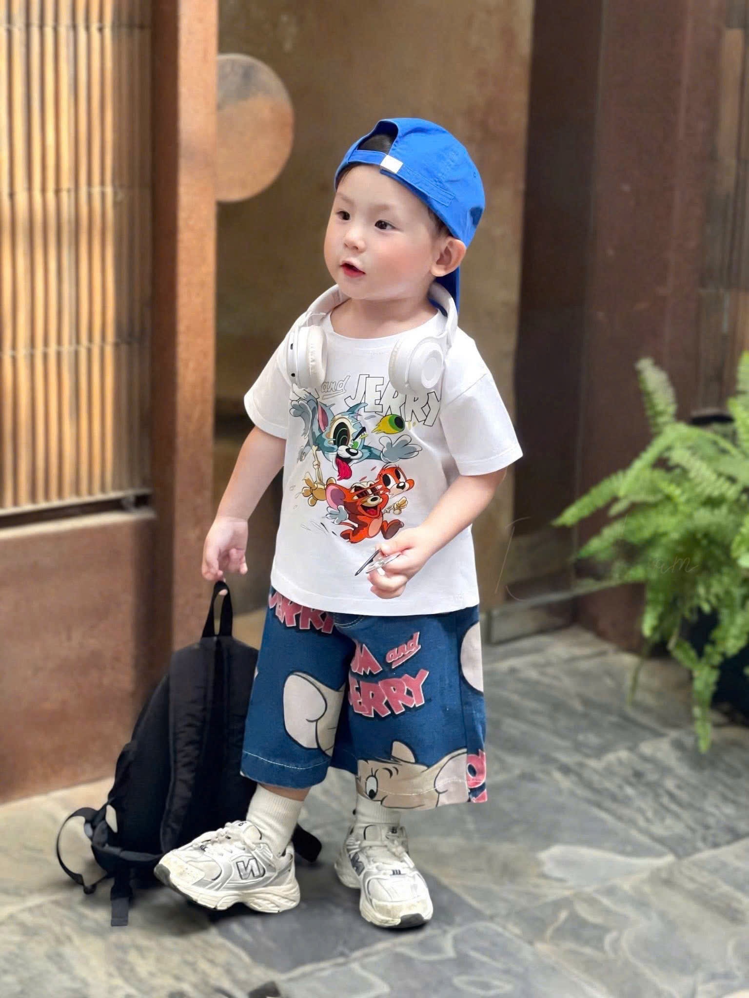 Sét áo cotton Tom&Jerry quần jean bé trai VNXK