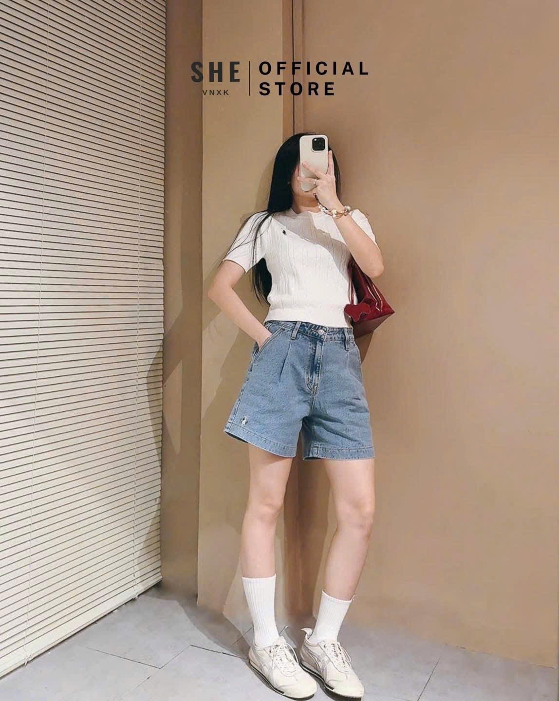 Em còn 2c xs Hàng xuất dư xịn Sale : #105k/quần