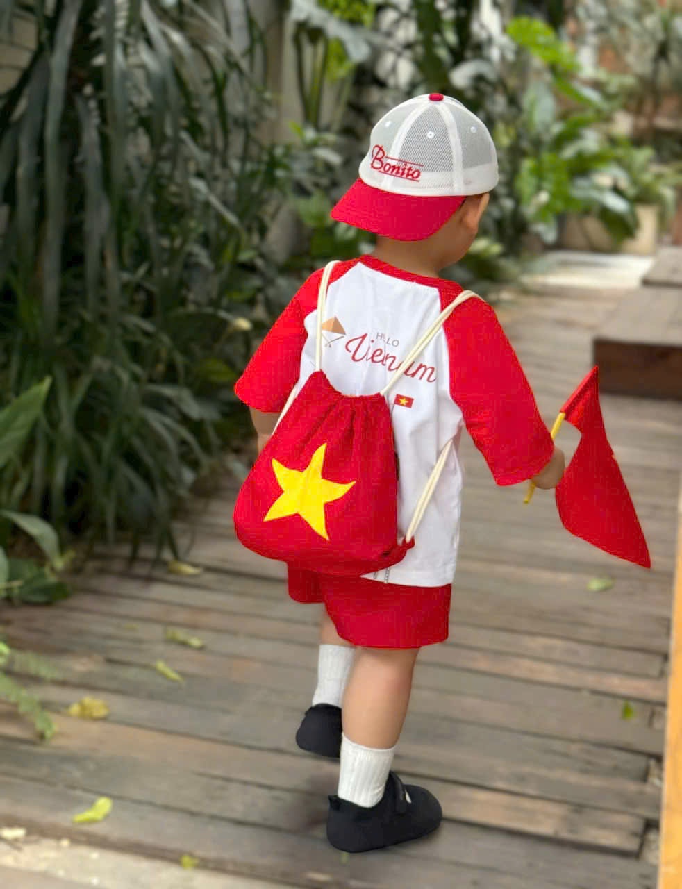 Sét bộ cờ đỏ sao vàng kèm túi